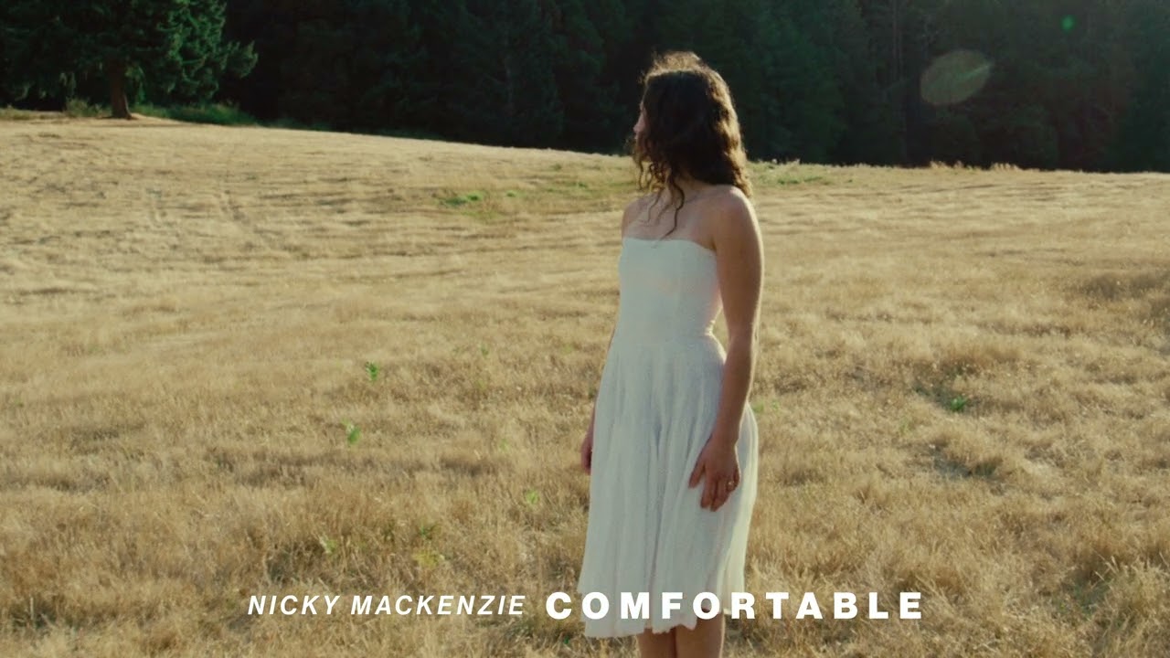 Nicky MacKenzie - Comfortable (Visualizer)