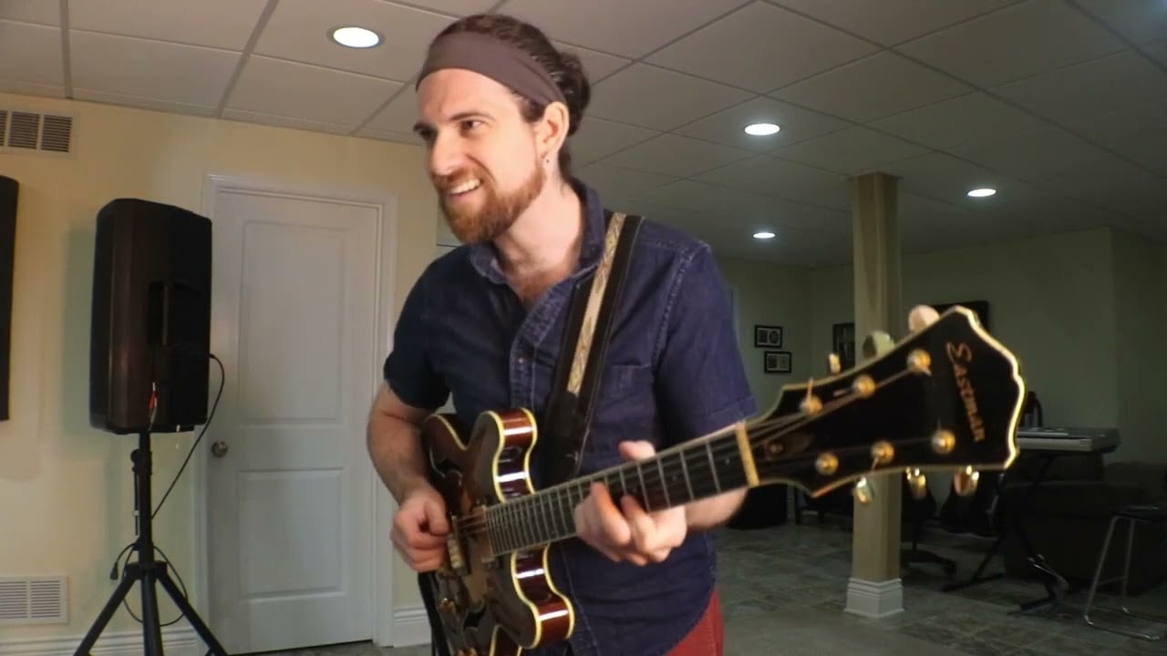 Zakk Jones Trio - Can't Hide Love