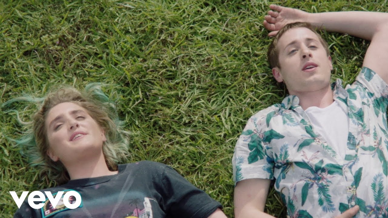 Shura - What's It Gonna Be?
