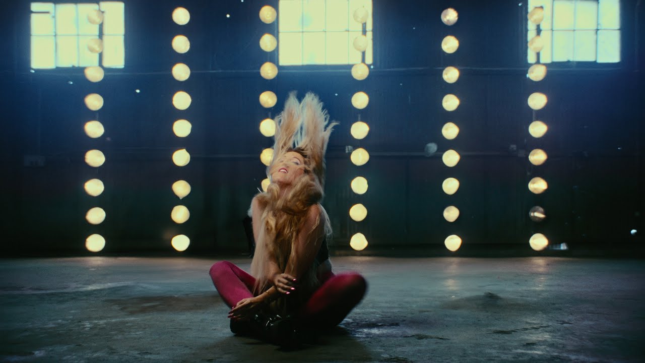 Evalyn - The Feeling (official video)