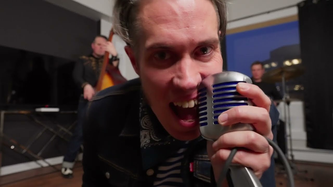 Confusionaires - "(Everybody Wants) What They Can't Have" (official video)