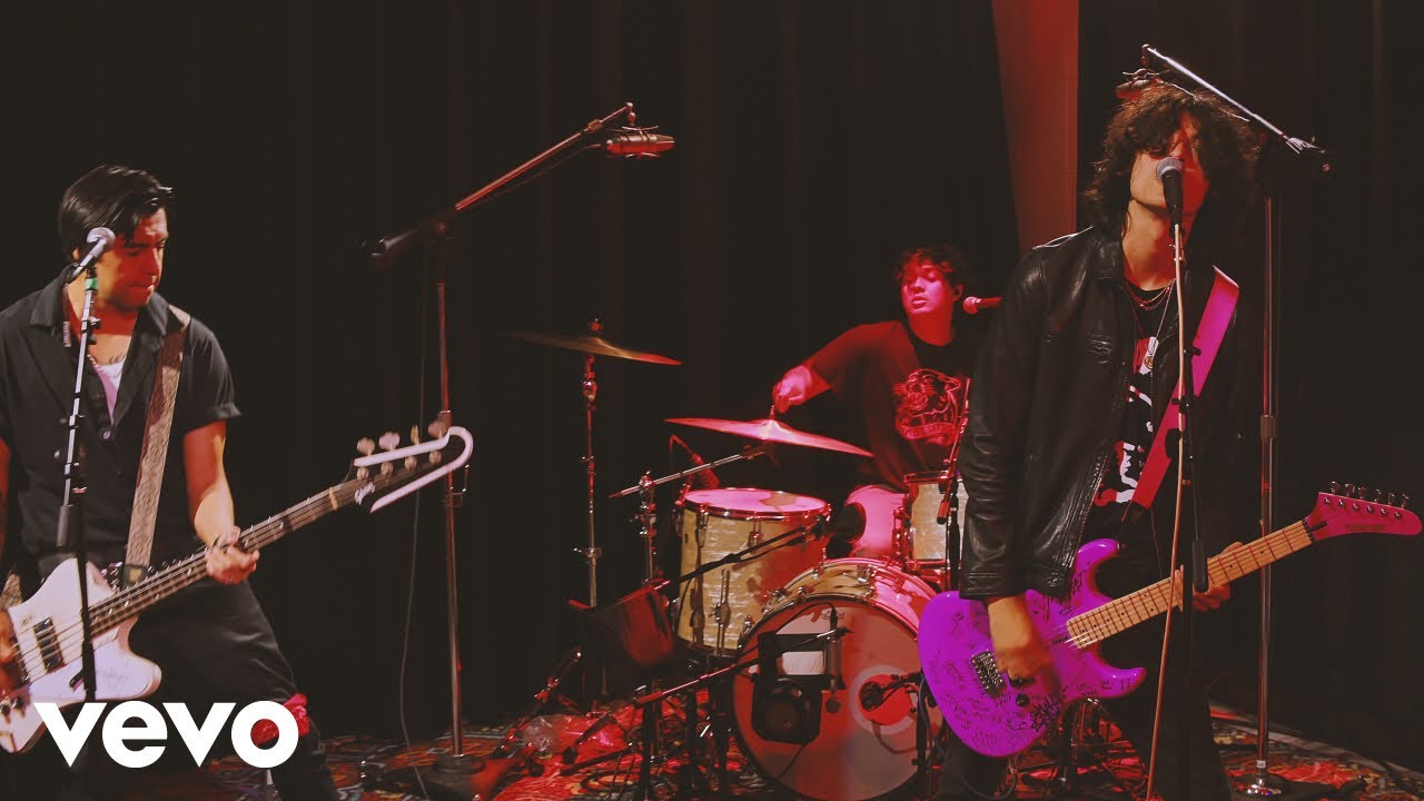 StrateJacket - Bad Start (Live At East Iris Studios / 2023)