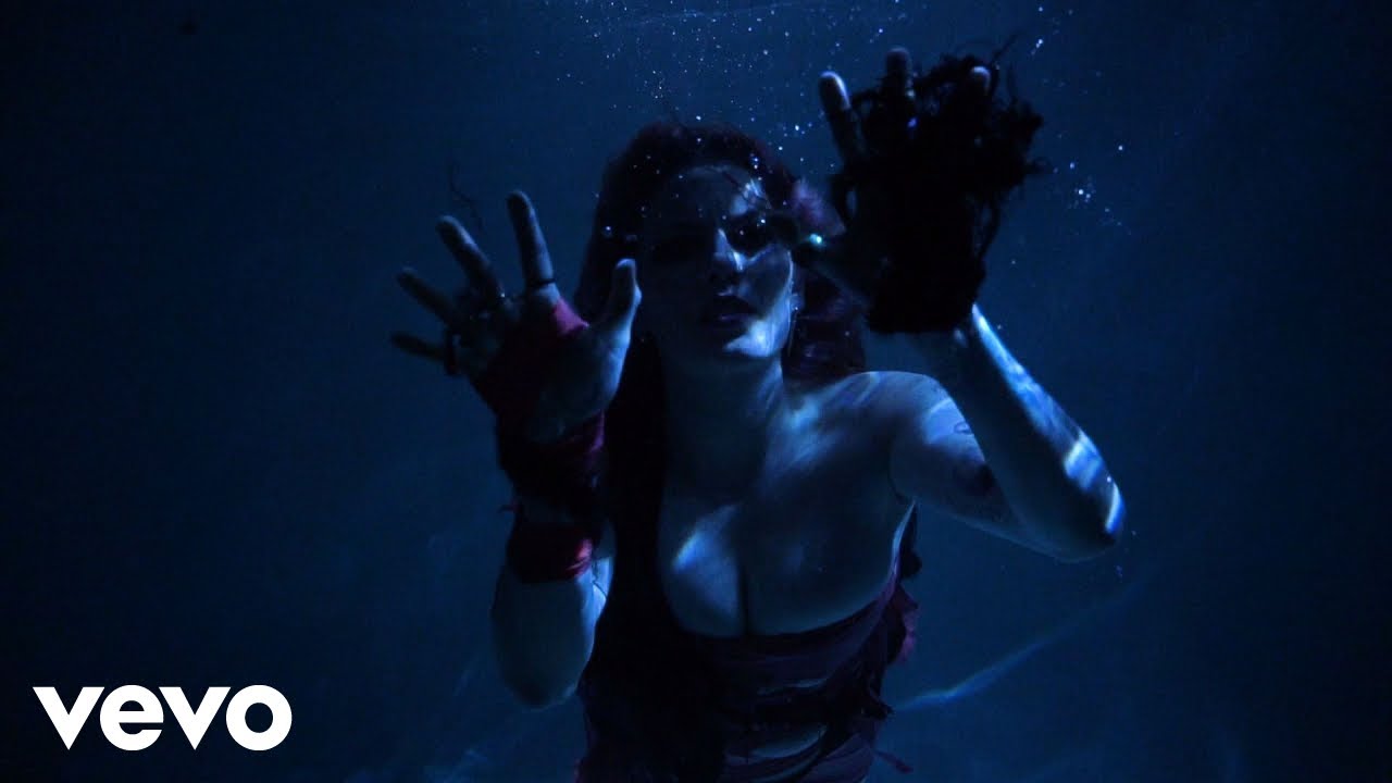 Mandi Crimmins - LOSE CONTROL (Official Music Video)