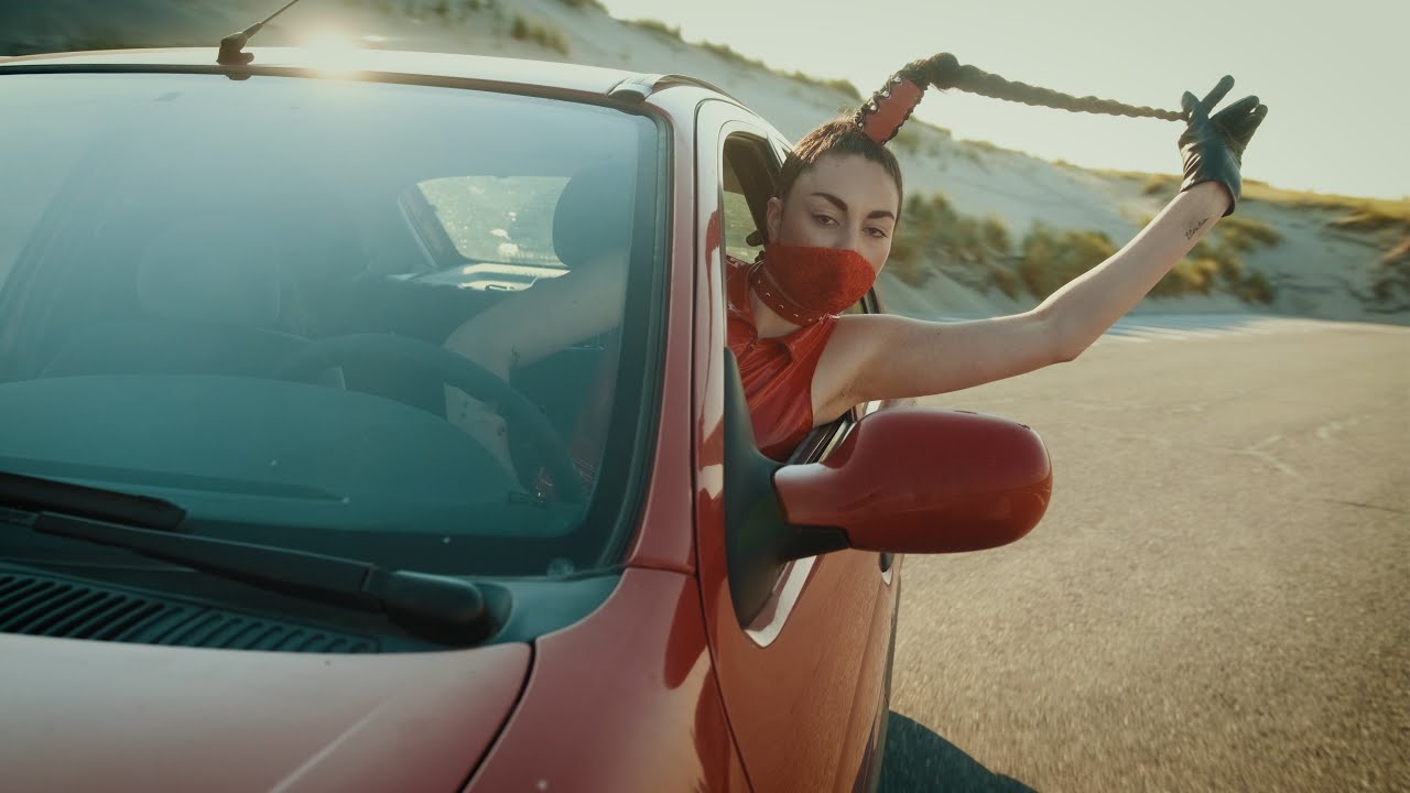Sophia - Questions (Official video)