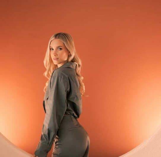 Juliana orange 2
