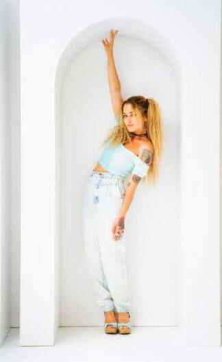 Samantha Leah