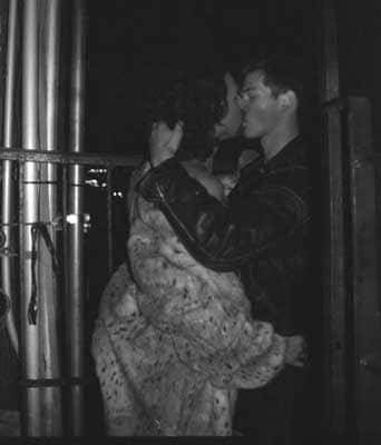 image002
